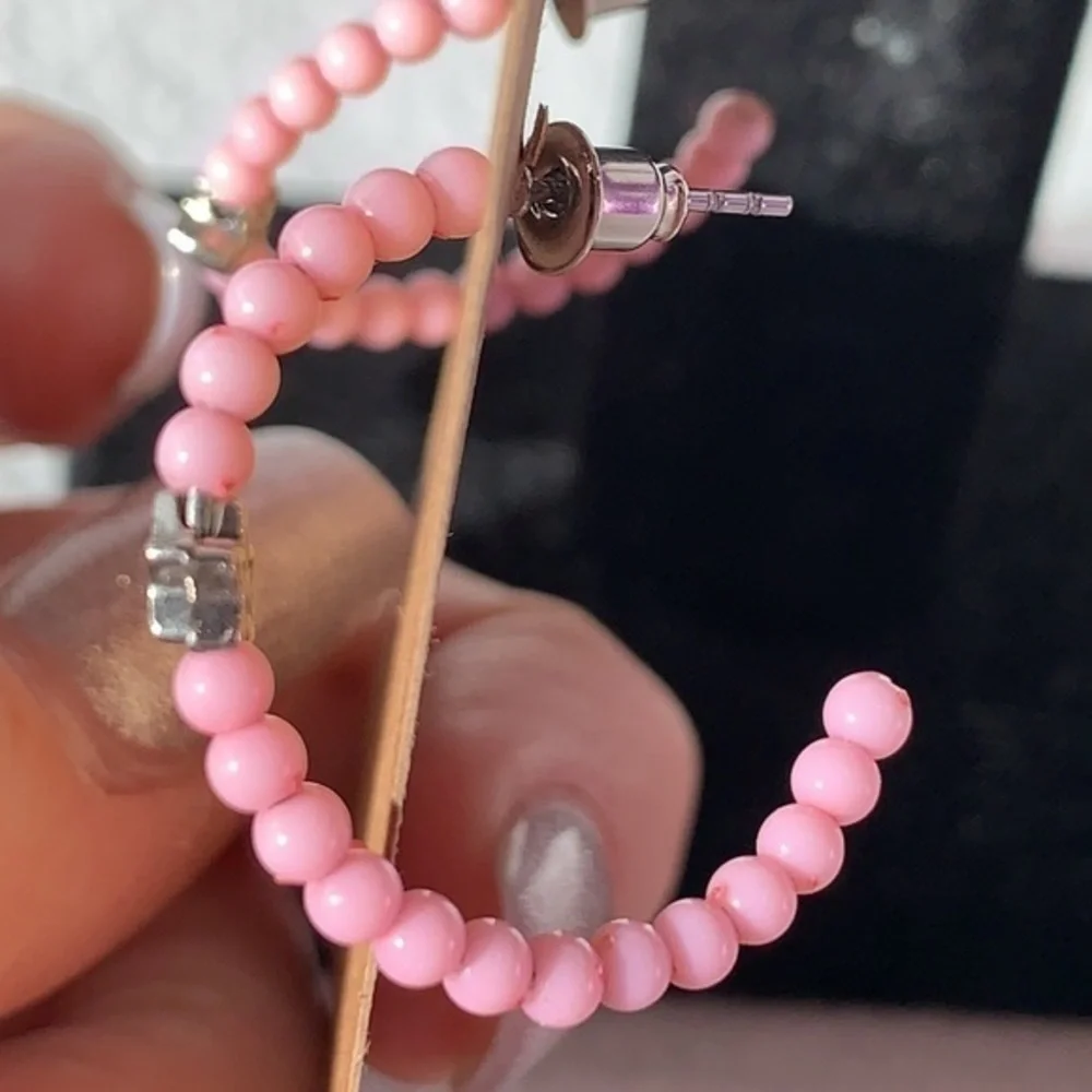 💐5/25 simple pink beaded hoop earrings with silver star bead detail